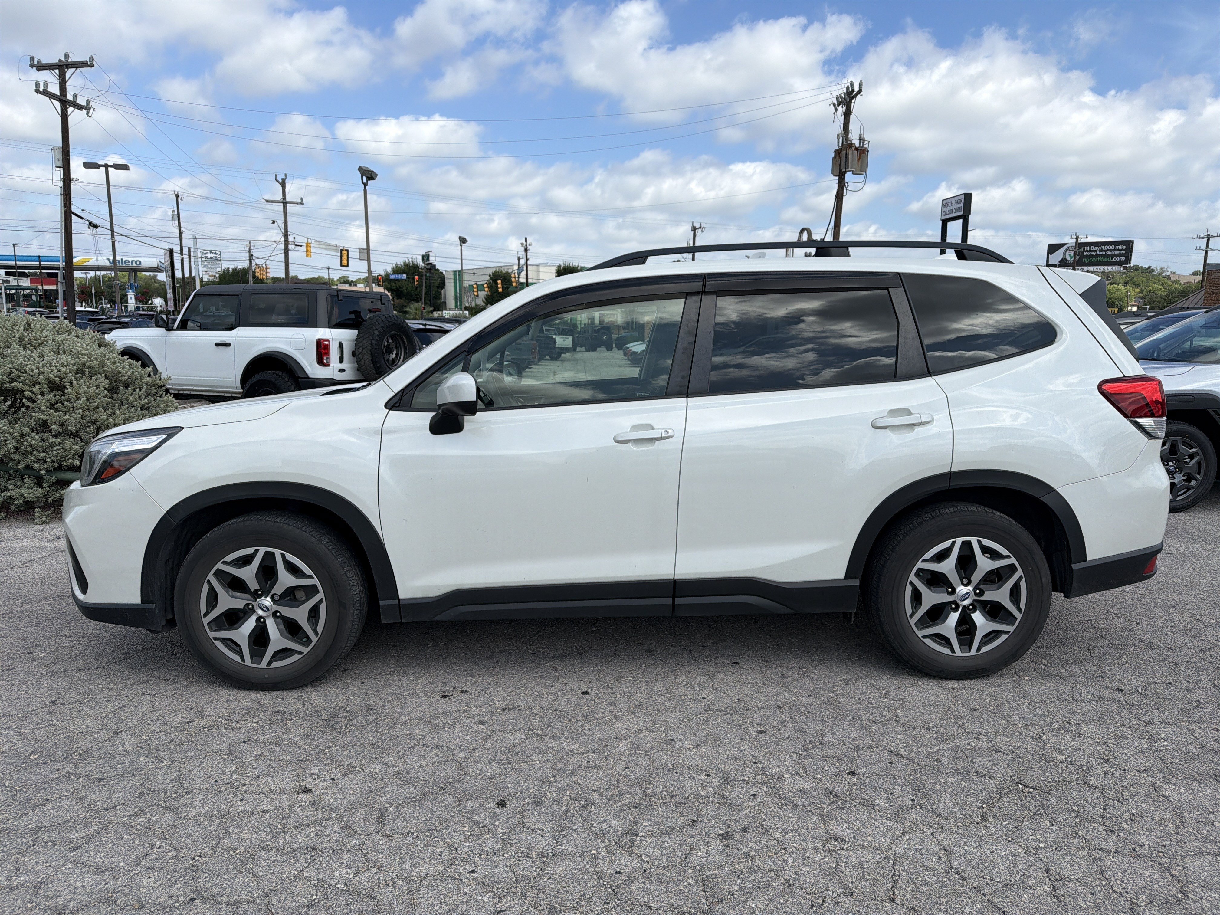 Used 2021 Subaru Forester Premium AWD/4WD image 6