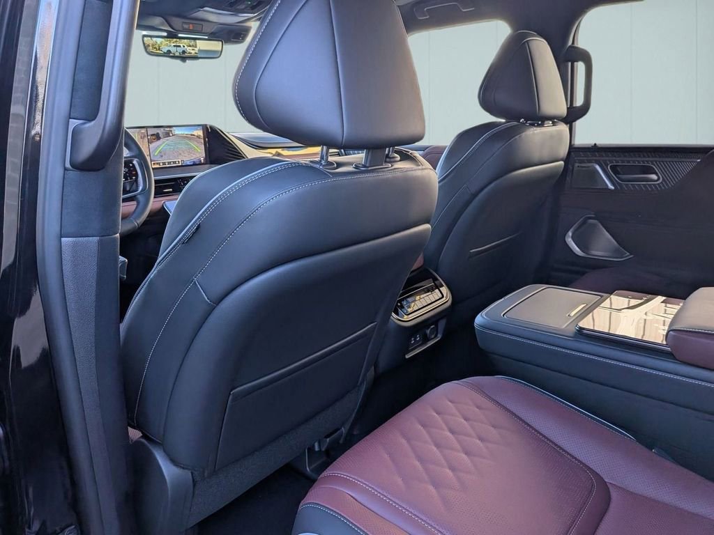 New 2026 INFINITI QX80 Autograph w/ Premium Cargo Package image 28