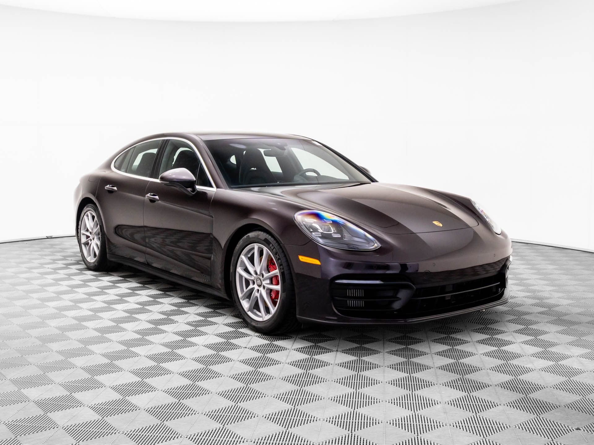 Used 2022 Porsche Panamera 4S image 6