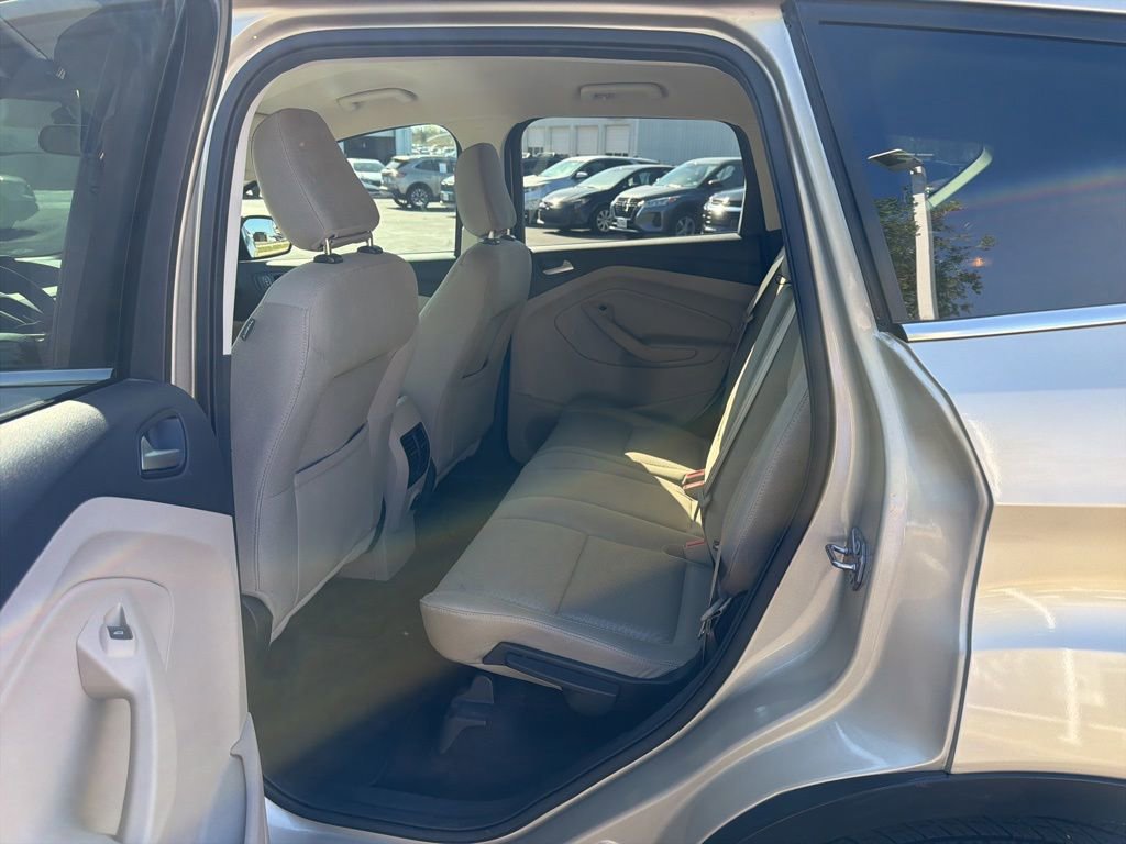 Used 2018 Ford Escape SE image 28