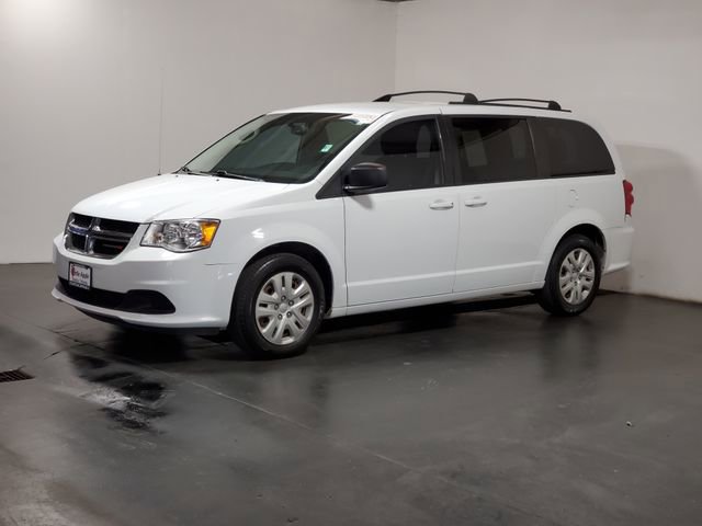 Used 2018 Dodge Grand Caravan SE w/ UConnect Hands-Free Group image 5