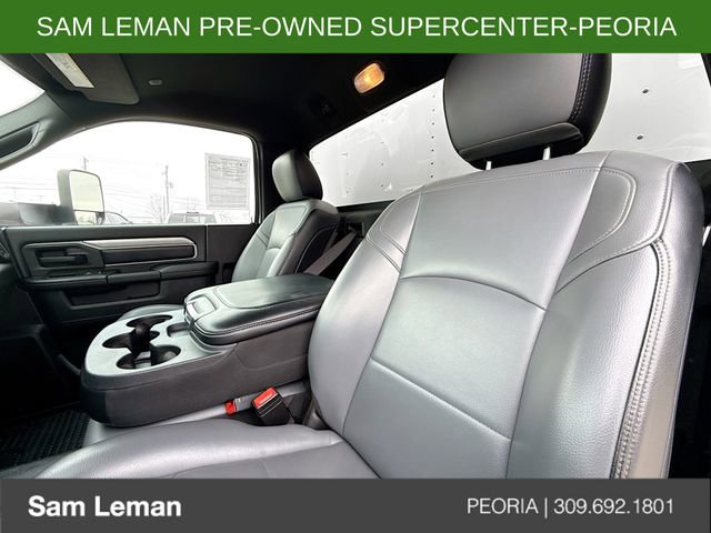 Used 2021 RAM 5500 Tradesman image 19