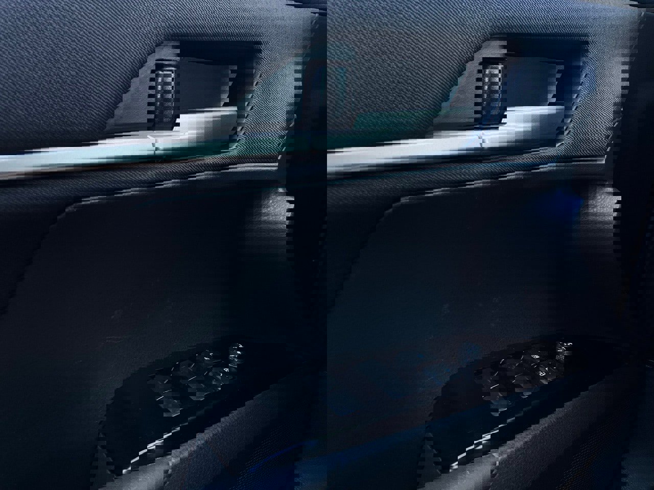 Used 2025 Toyota Camry LE image 20