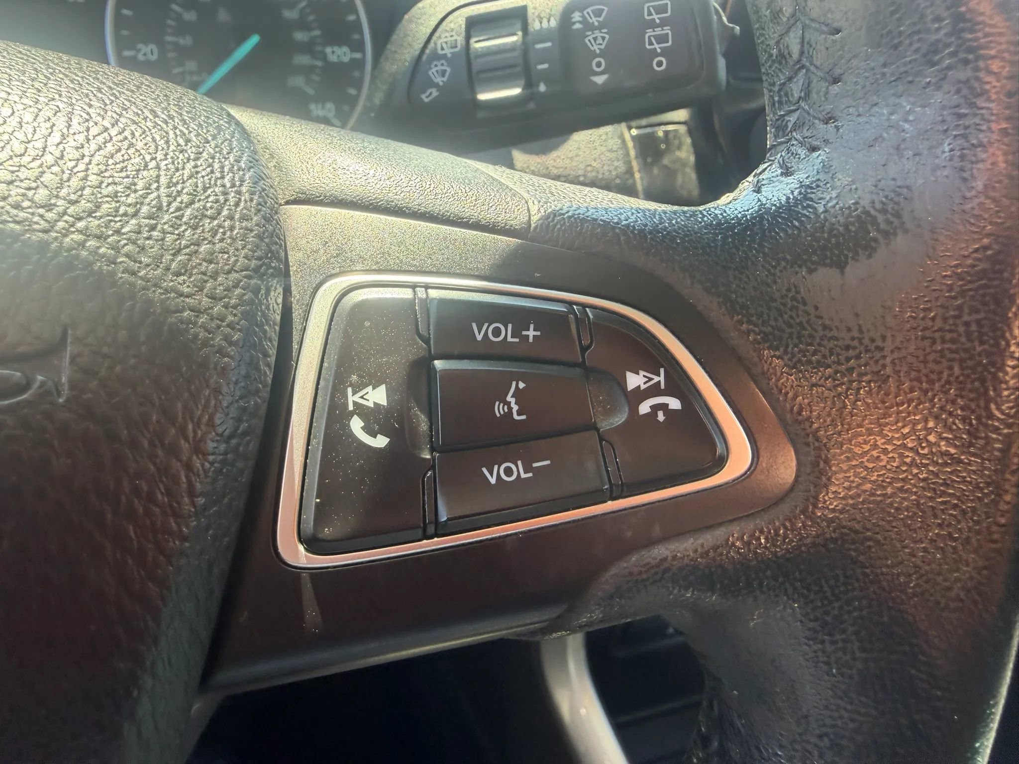 Used 2020 Ford EcoSport Titanium FWD image 15