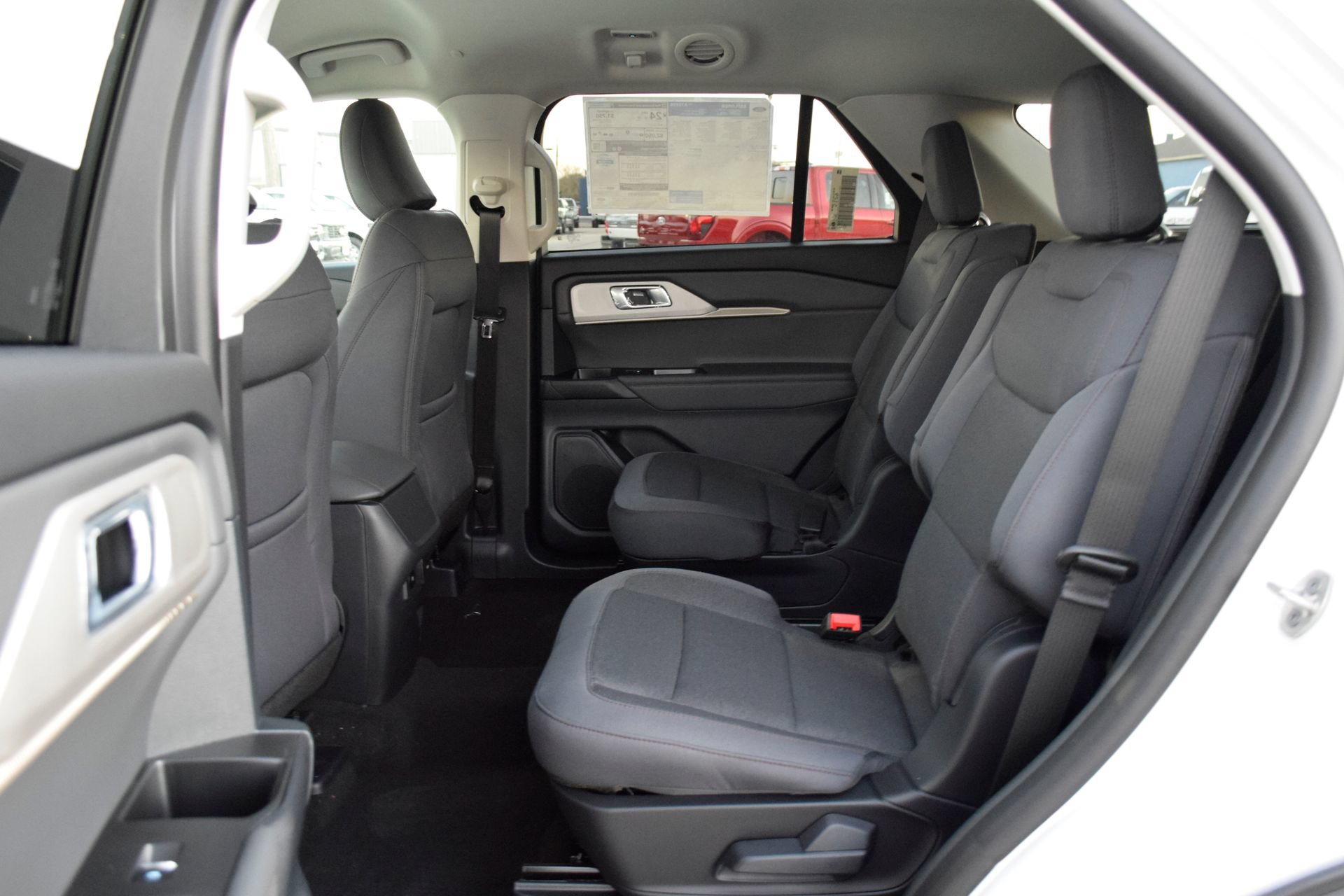 New 2026 Ford Explorer Active RWD image 20