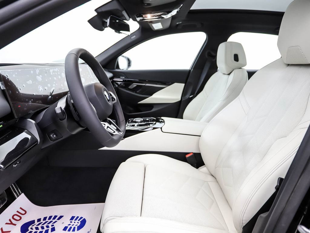 Certified 2025 BMW 530i xDrive w/ M Sport Package image 11