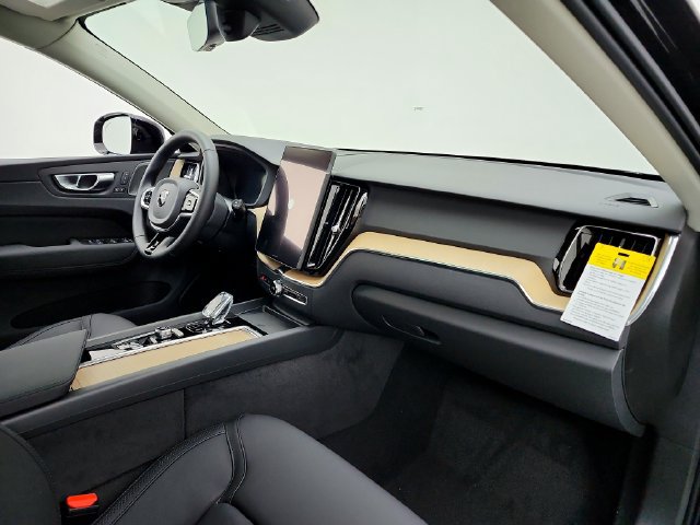 New 2026 Volvo XC60 T8 Plus w/ Climate Package AWD/4WD image 17