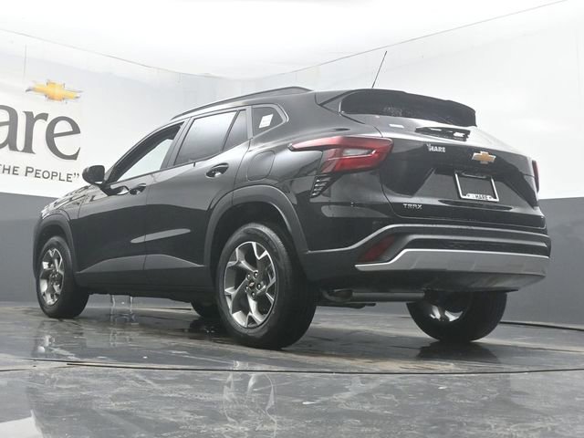 New 2026 Chevrolet Trax LT image 5