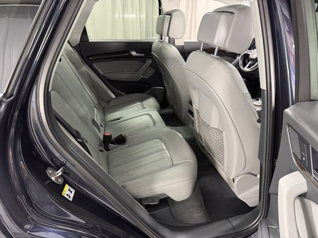 Used 2020 Audi Q5 2.0T Premium w/ Convenience Package image 8