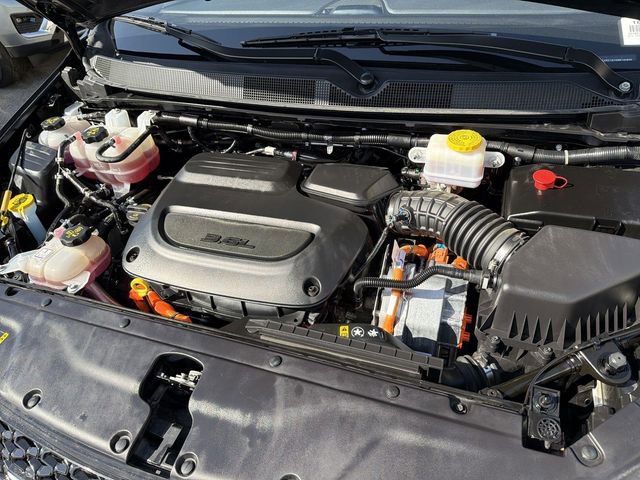 Used 2024 Chrysler Pacifica Limited FWD image 29