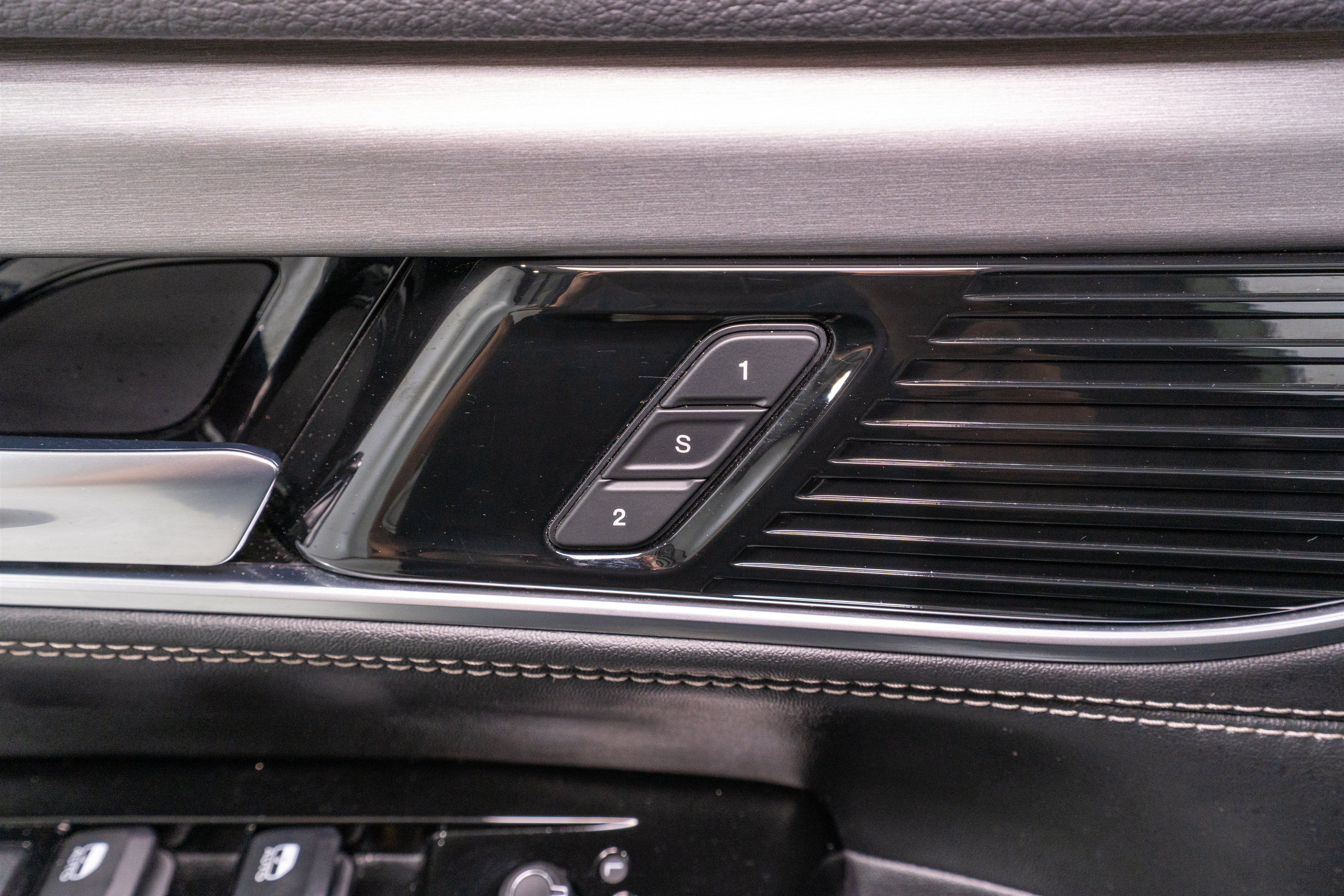Used 2024 Jeep Wagoneer Series II AWD/4WD image 14