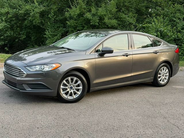 Used 2017 Ford Fusion S FWD image 2