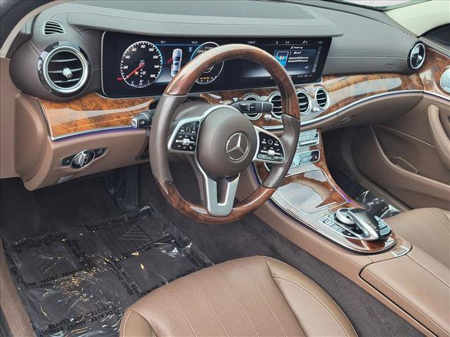 Used 2020 Mercedes-Benz E 350 4MATIC Sedan image 10