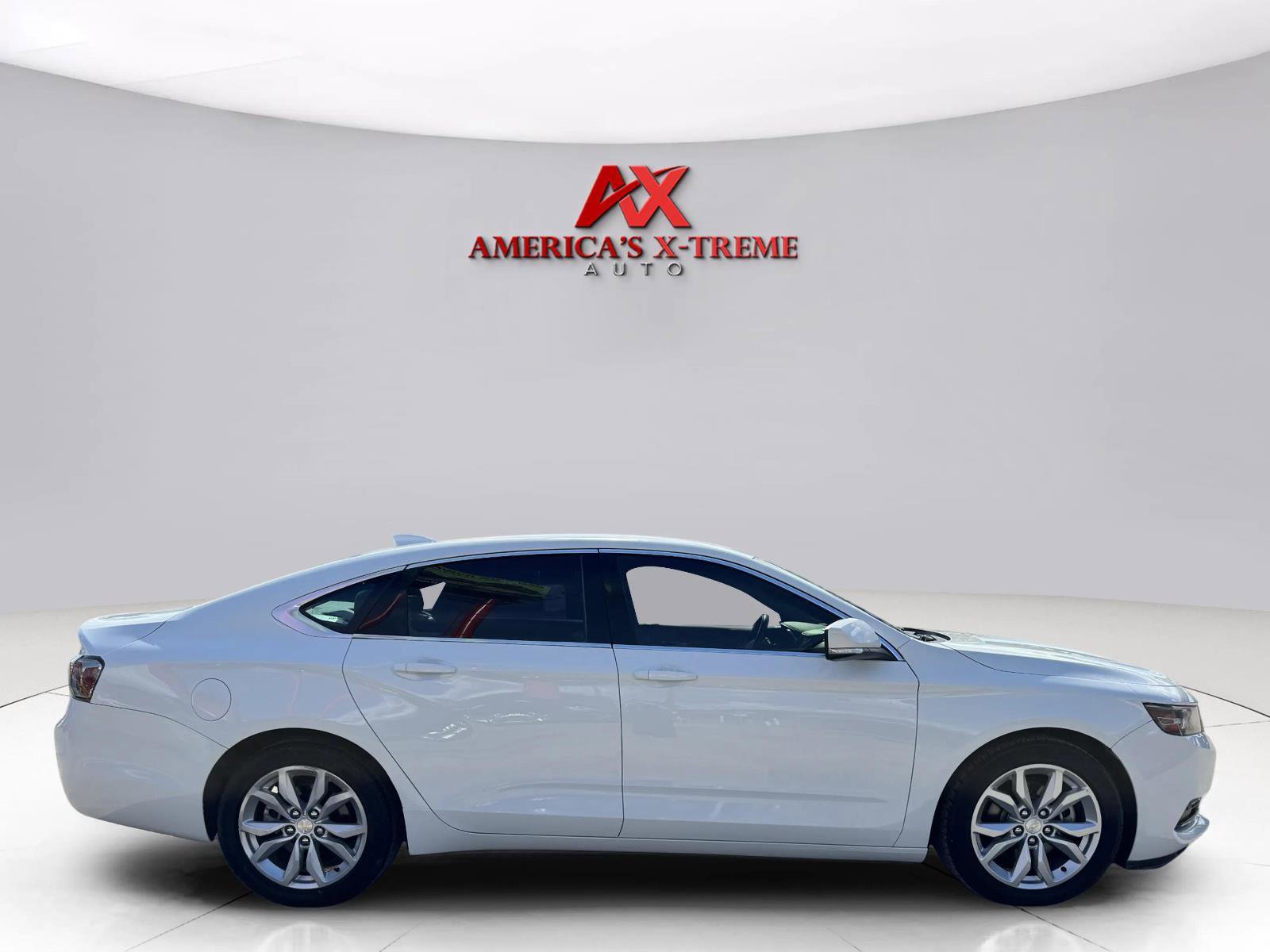 Used 2017 Chevrolet Impala LT w/ Convenience Package FWD image 5