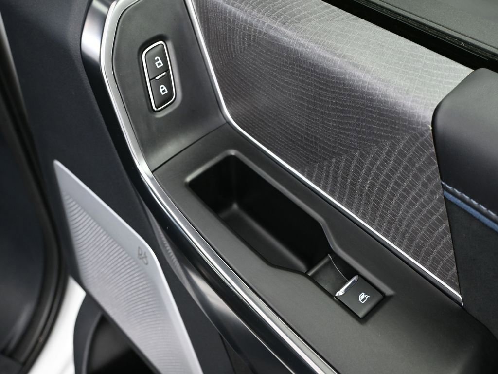 Used 2025 Ford F250 Platinum image 49