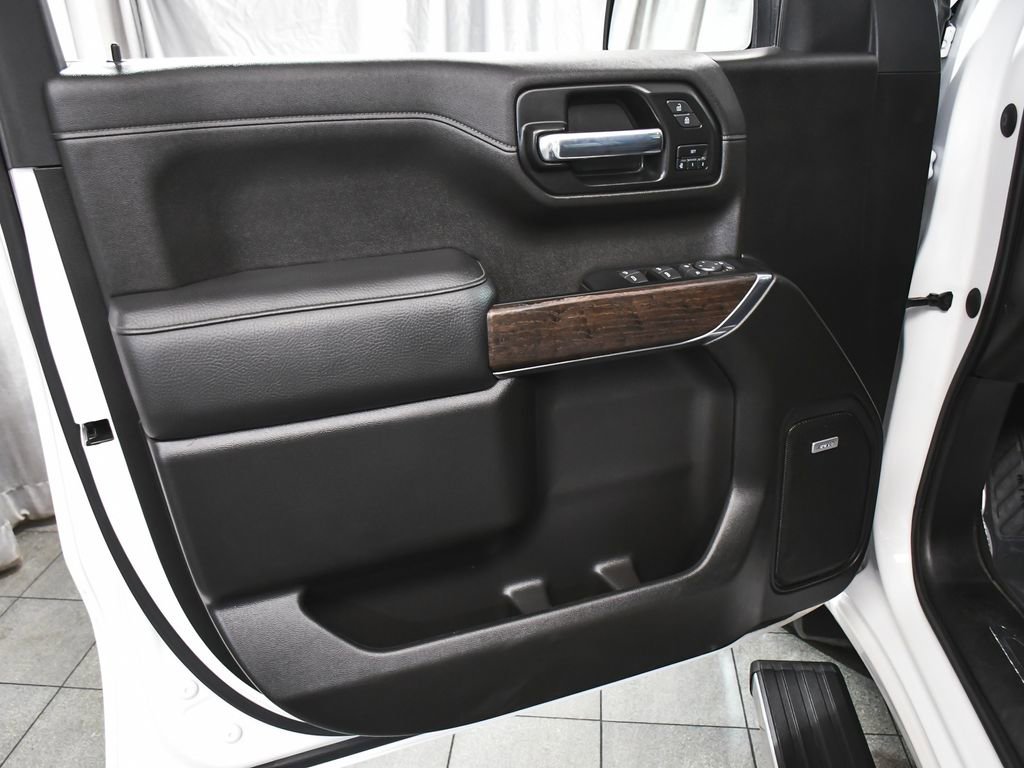 Used 2022 GMC Sierra 1500 Denali w/ Denali Reserve Package AWD/4WD image 9