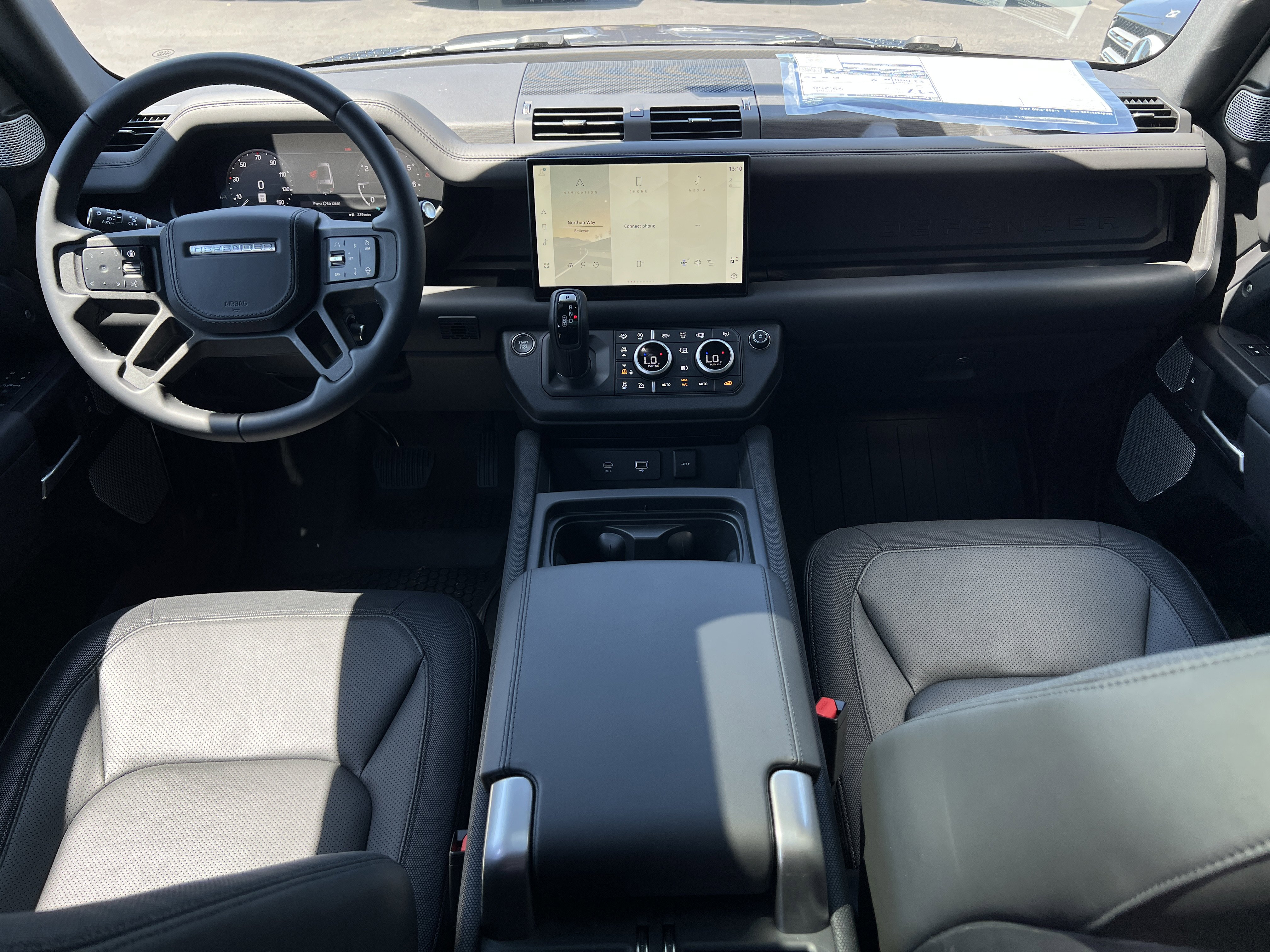 New 2024 Land Rover Defender 130 Outbound AWD/4WD image 19