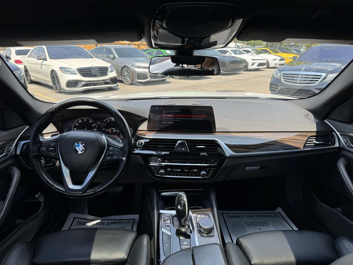Used 2019 BMW 530i w/ Convenience Package RWD image 22