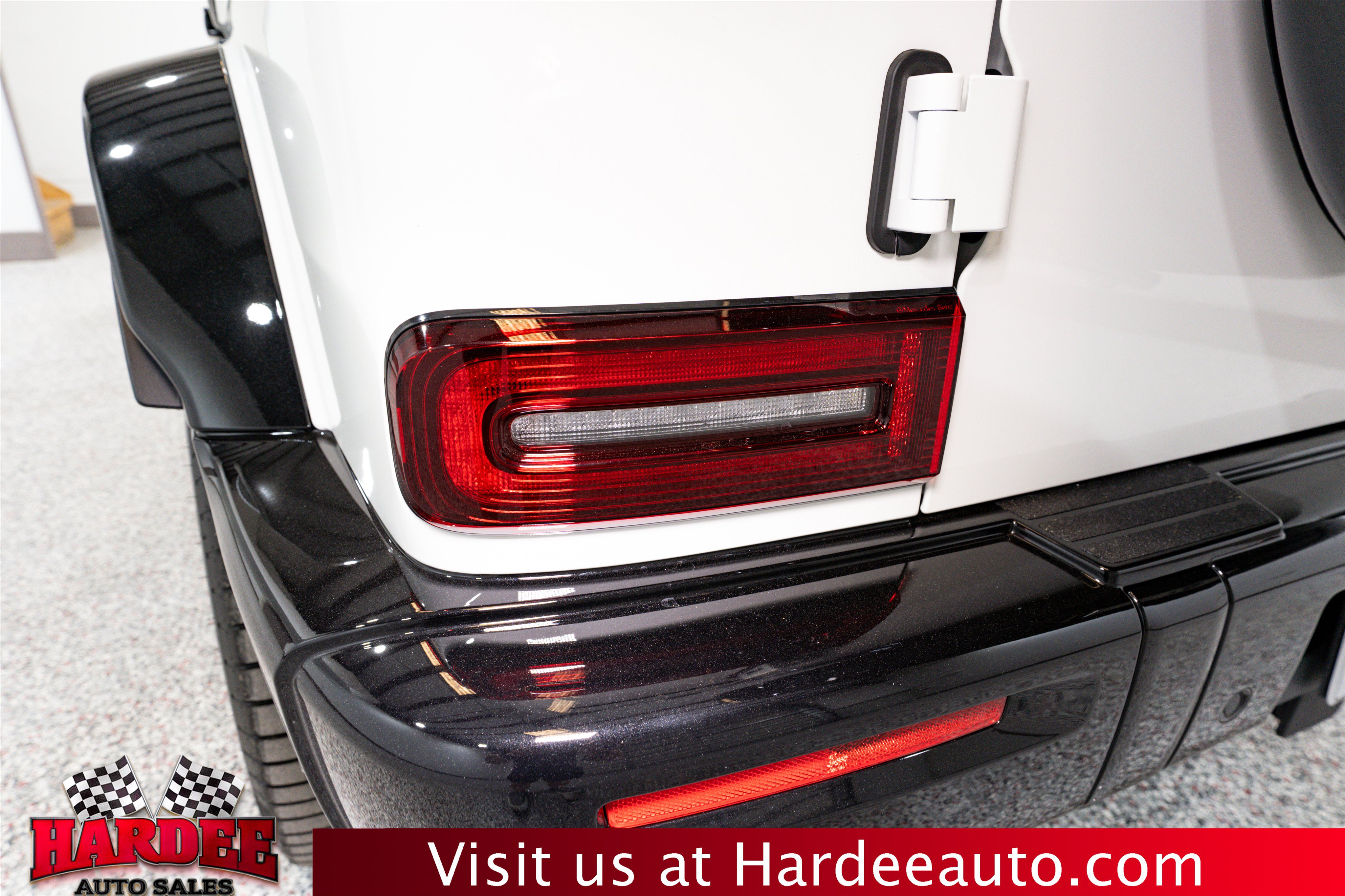 Used 2025 Mercedes-Benz G 63 AMG 4MATIC image 9