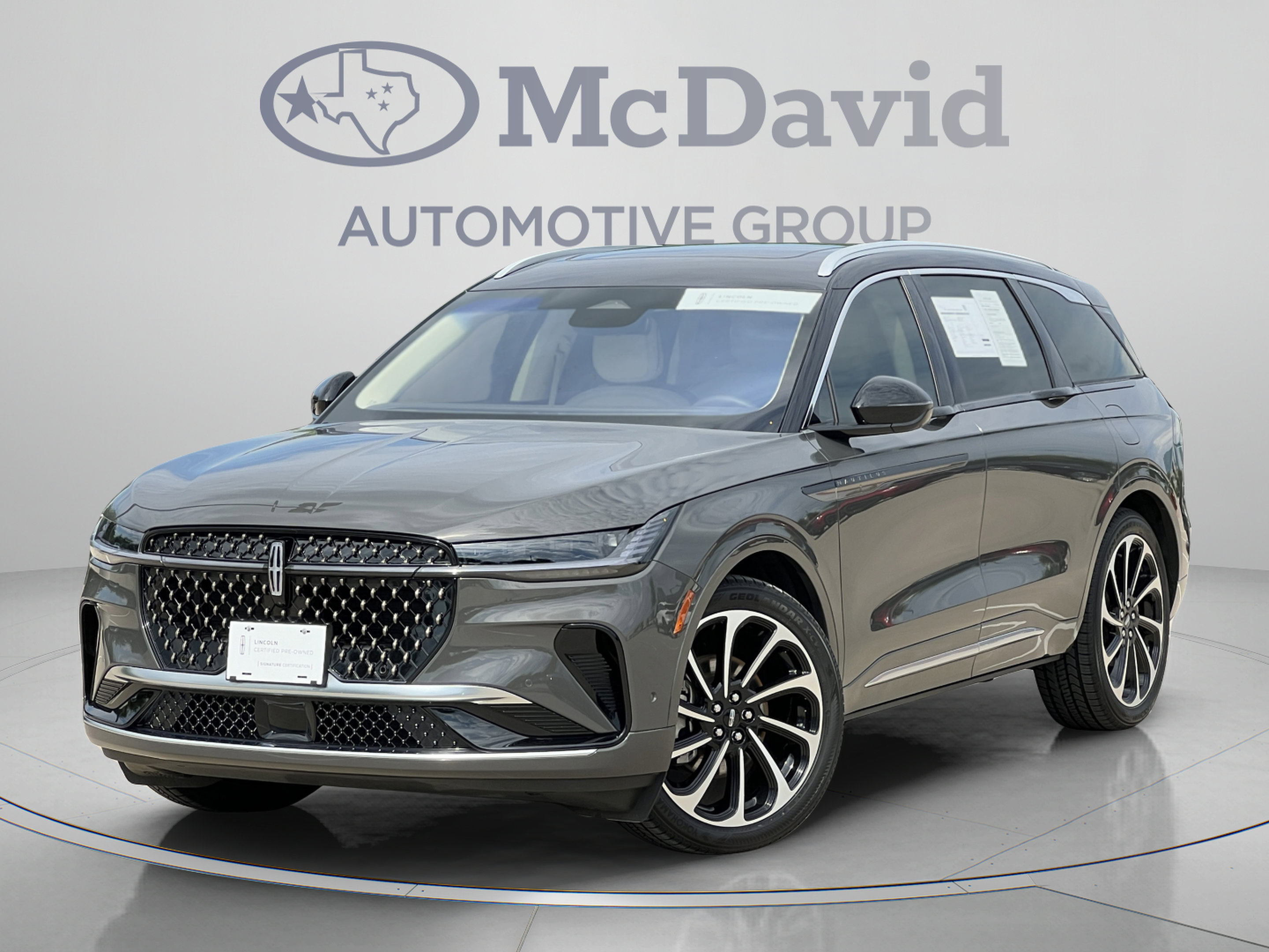 Certified 2024 Lincoln Nautilus Black Label AWD/4WD image 1