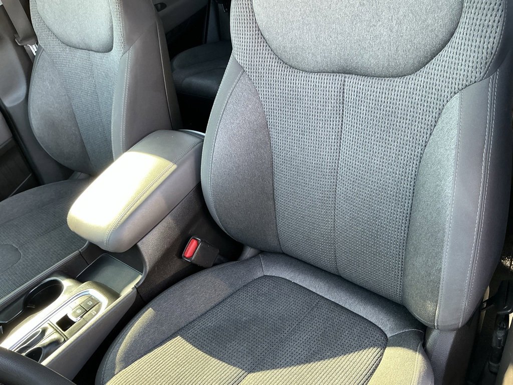 Used 2020 Hyundai Santa Fe SEL image 65