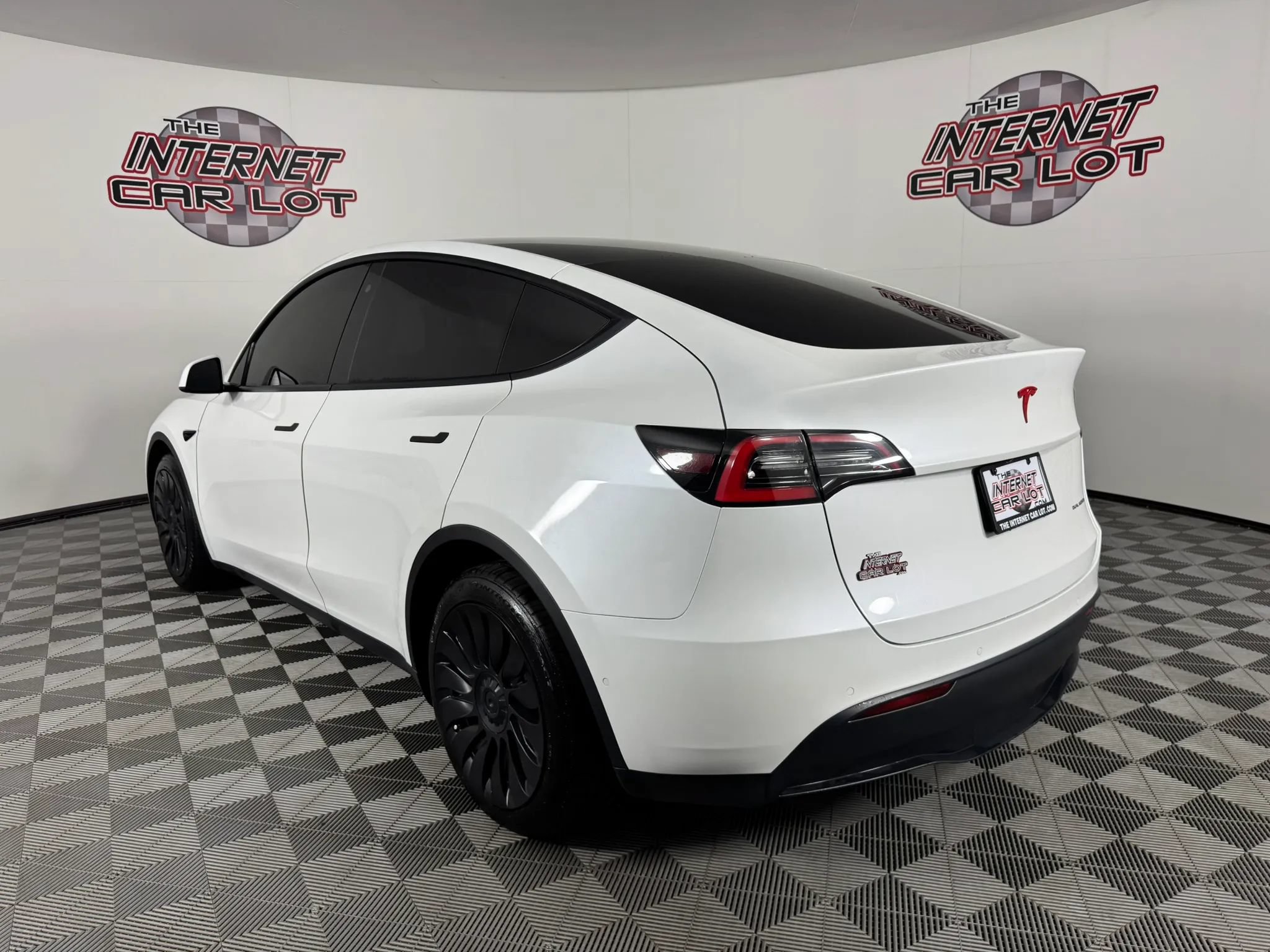 Used 2020 Tesla Model Y Long Range AWD/4WD image 5