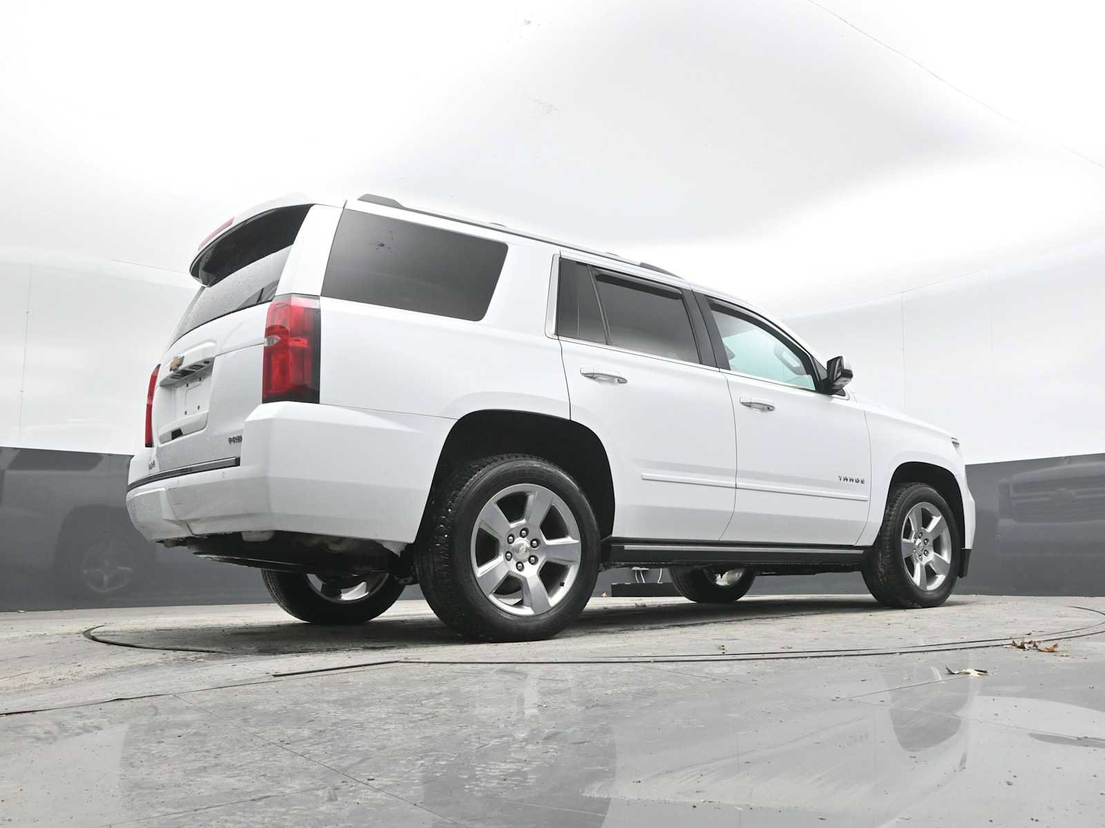 Used 2020 Chevrolet Tahoe Premier w/ Max Trailering Package image 34