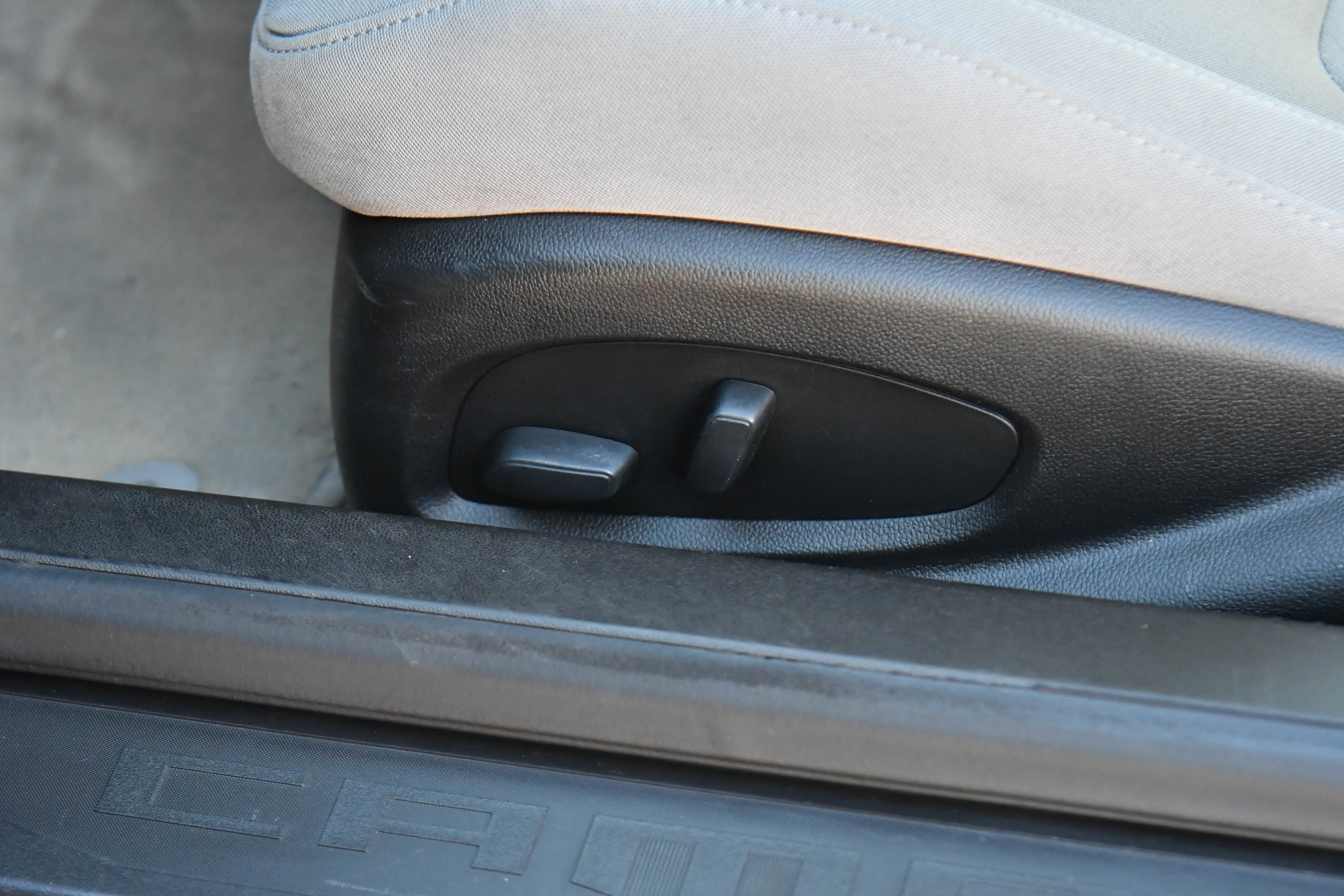 Used 2023 Chevrolet Camaro LT w/ RS Package image 16