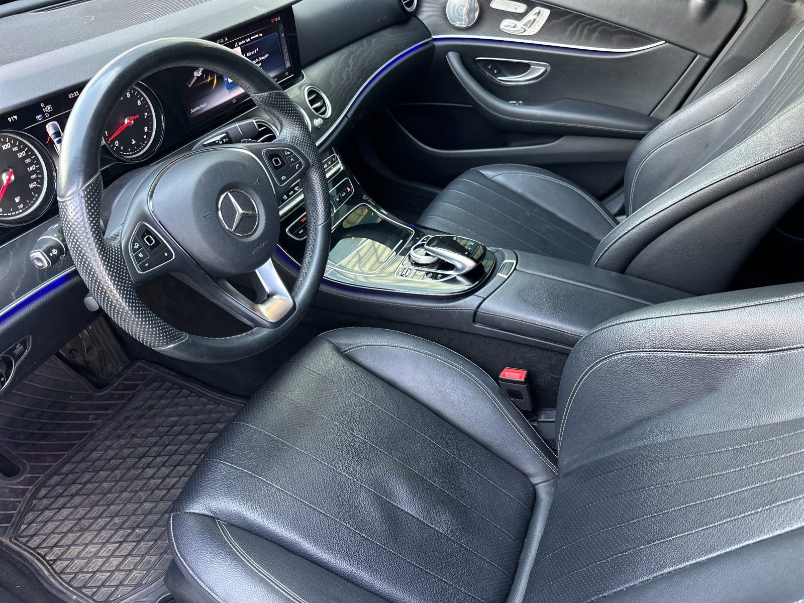 Used 2017 Mercedes-Benz E 300 image 9