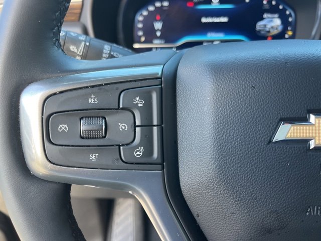 Used 2024 Chevrolet Suburban Premier image 20