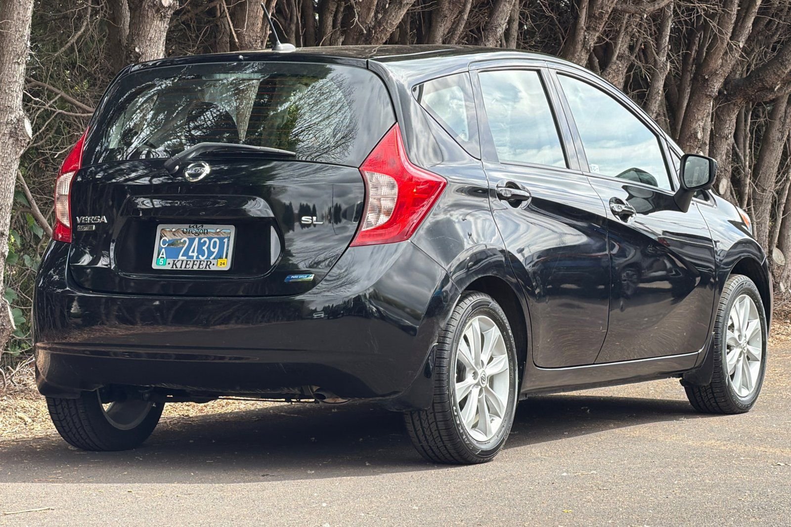 Used 2016 Nissan Versa Note FWD image 4