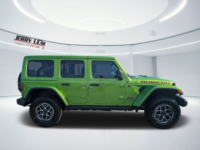 Used 2026 Jeep Wrangler Unlimited Rubicon image 2
