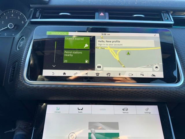 Used 2020 Land Rover Range Rover Velar S image 25