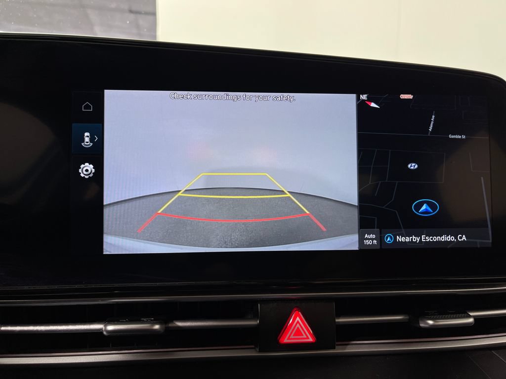 Certified 2025 Hyundai Elantra SEL FWD image 23