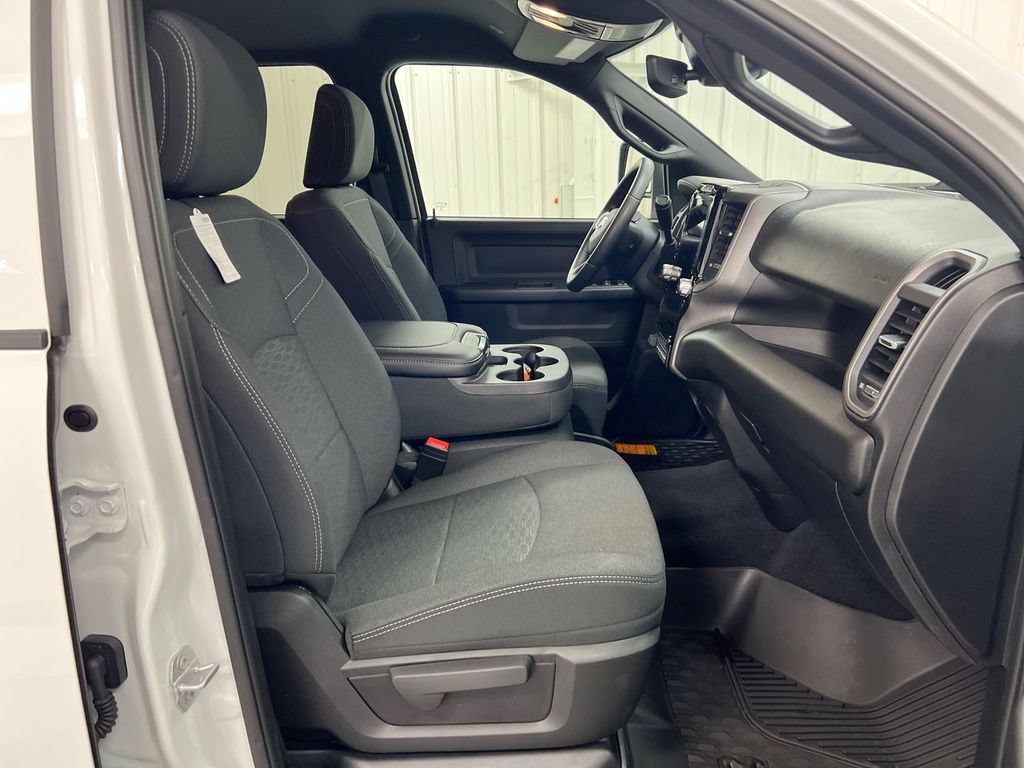 New 2026 RAM 3500 Tradesman AWD/4WD image 17