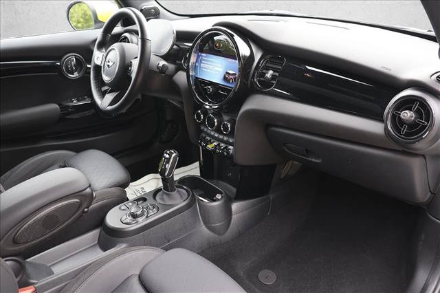 Used 2024 MINI Cooper SE w/ Signature Upholstery Package FWD image 24