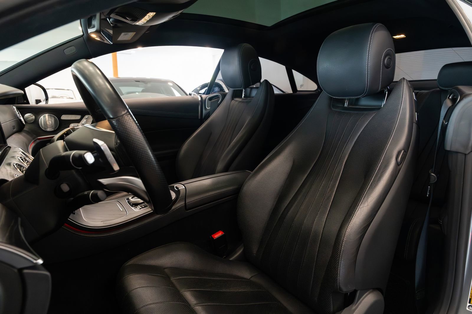 Used 2018 Mercedes-Benz E 400 Coupe image 7