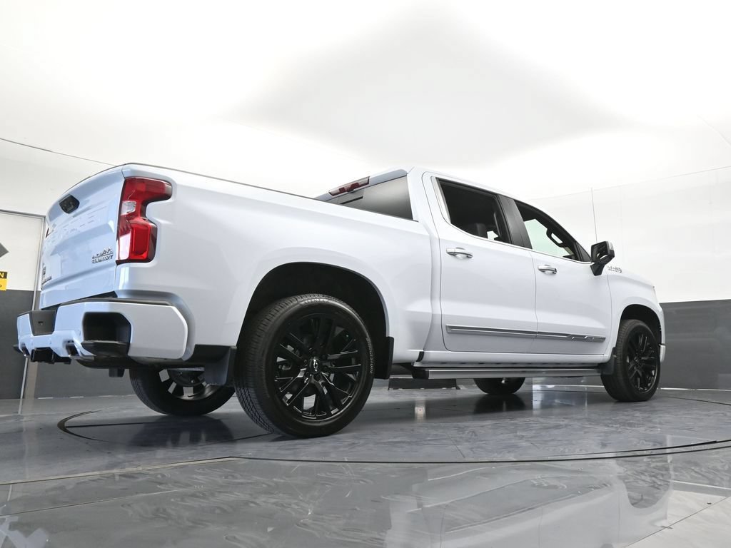 Used 2026 Chevrolet Silverado 1500 High Country w/ Technology Package AWD/4WD image 77