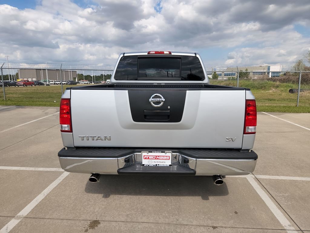 Used 2012 Nissan Titan SV image 6