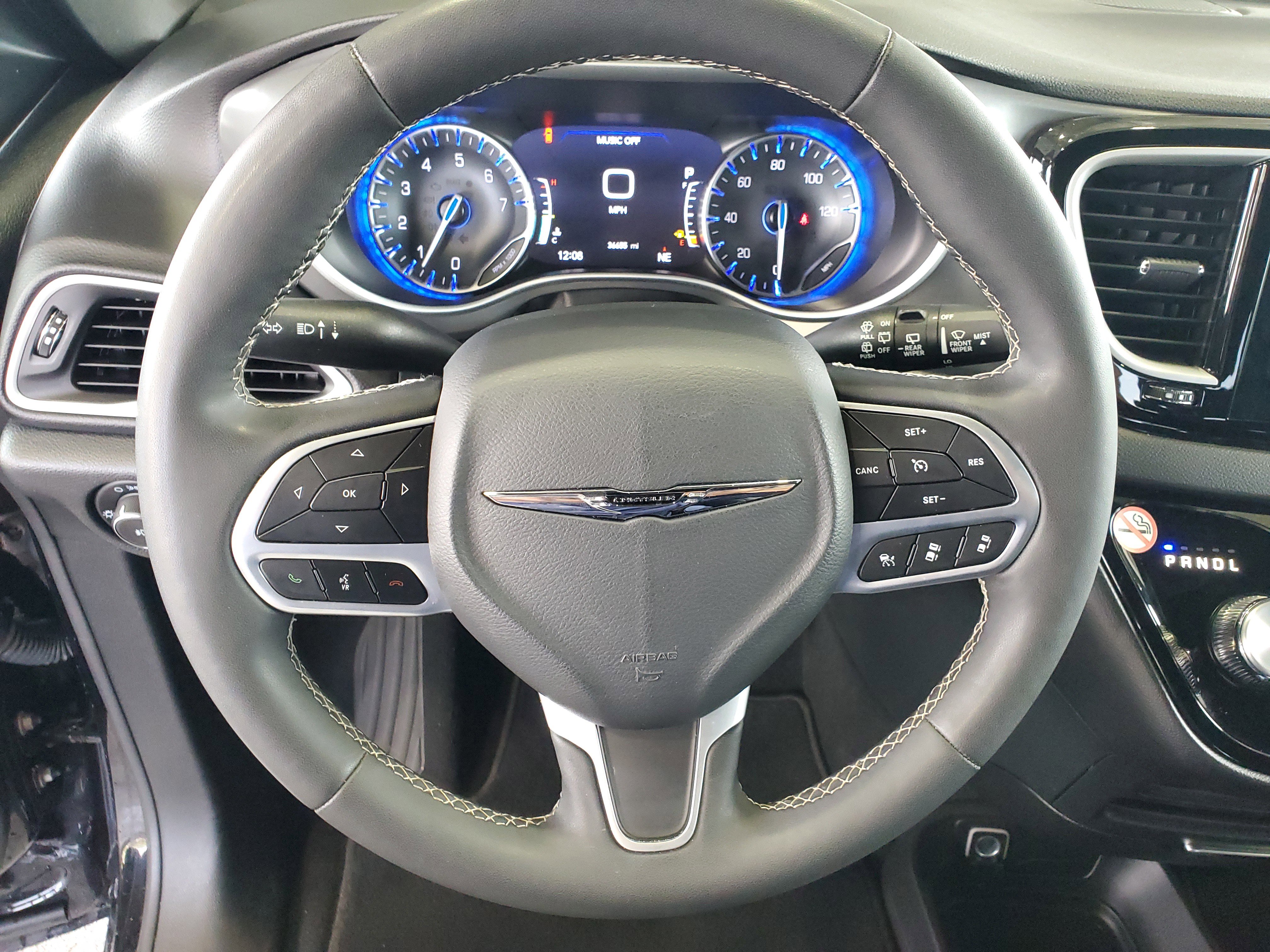 Used 2025 Chrysler Pacifica Select FWD image 22