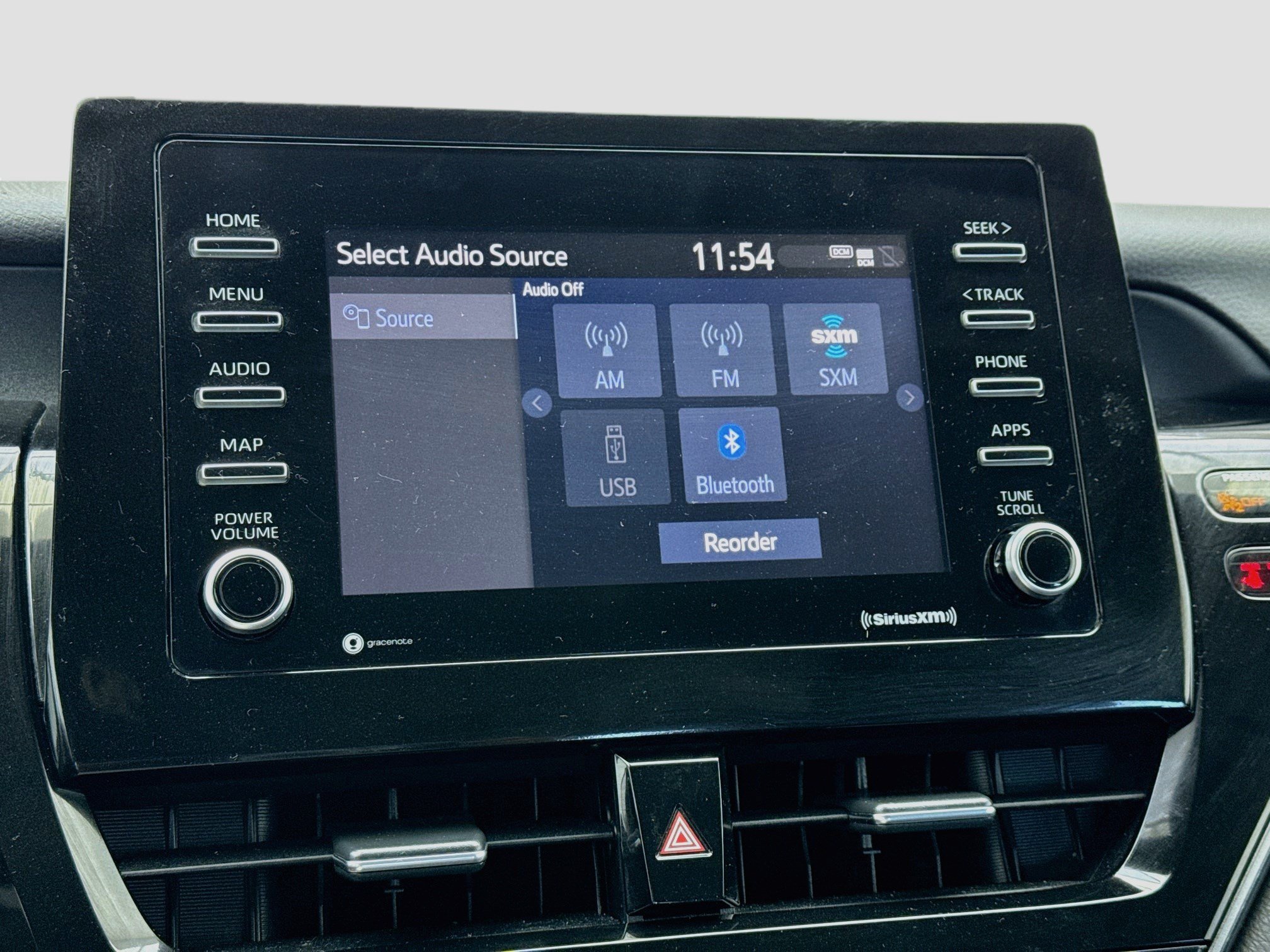 Used 2021 Toyota Camry SE FWD image 11