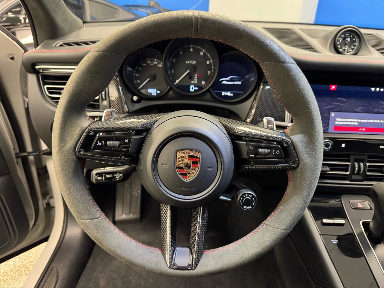 Used 2023 Porsche Macan GTS w/ GTS Sport Package image 20