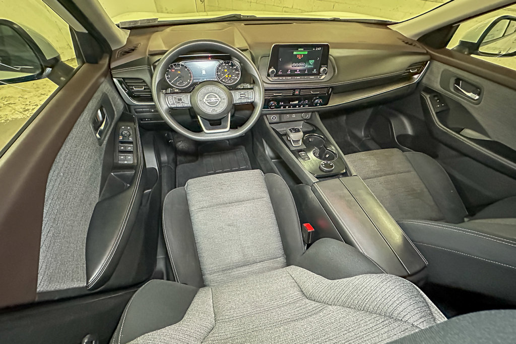 Used 2021 Nissan Rogue SV AWD/4WD image 13