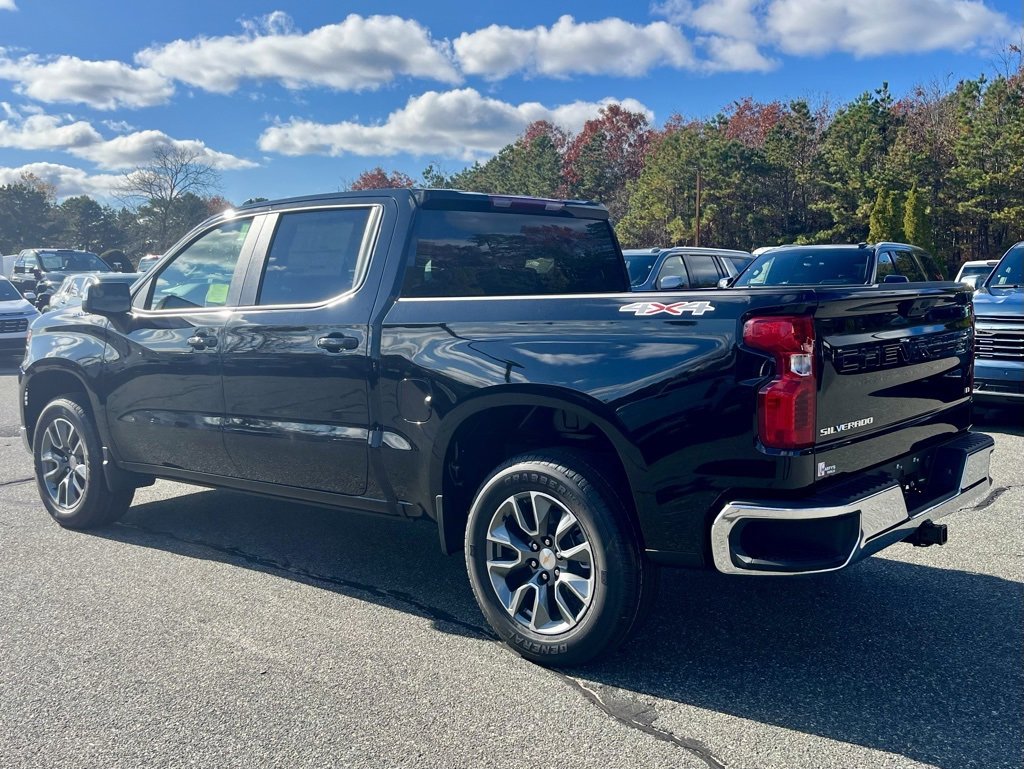 New 2026 Chevrolet Silverado 1500 LT image 3