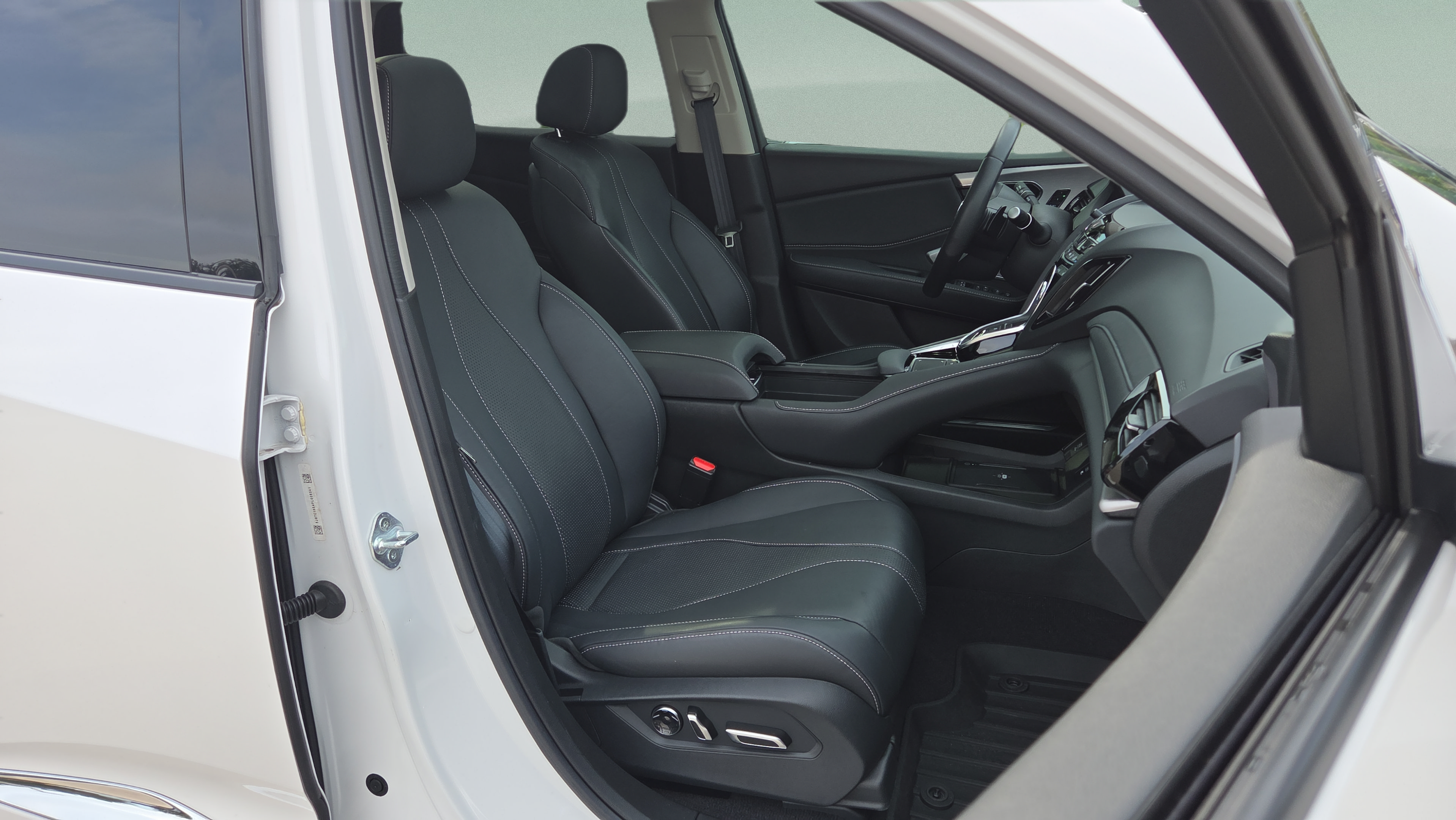 Used 2023 Acura RDX FWD w/ Technology Package image 17