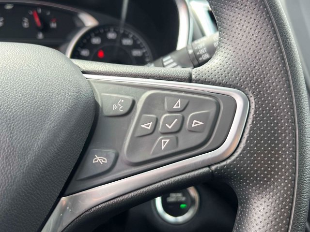 Used 2023 Chevrolet Equinox LT AWD/4WD image 22