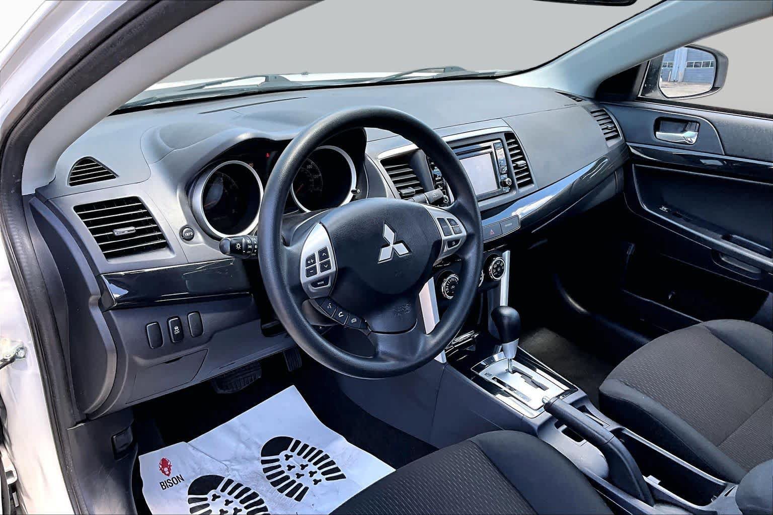 Used 2017 Mitsubishi Lancer ES FWD image 18