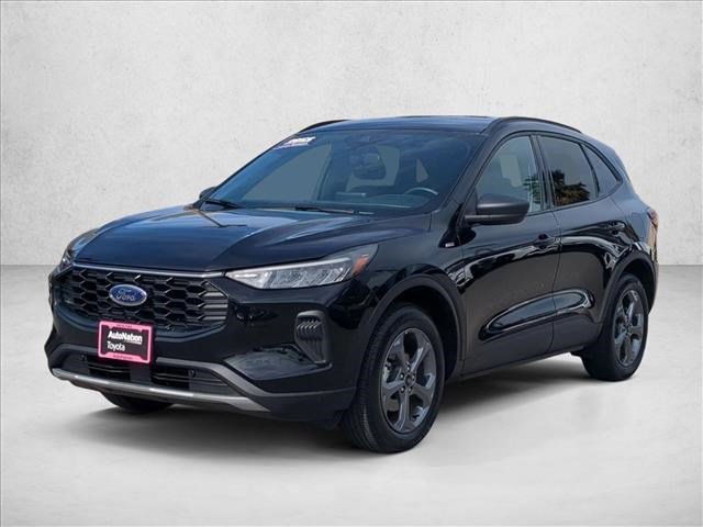 Used 2025 Ford Escape ST-Line image 1