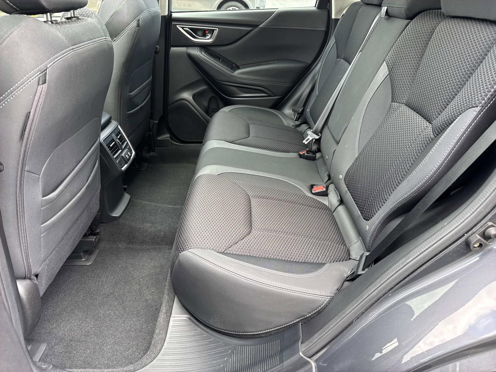 Used 2023 Subaru Forester Premium AWD/4WD image 30