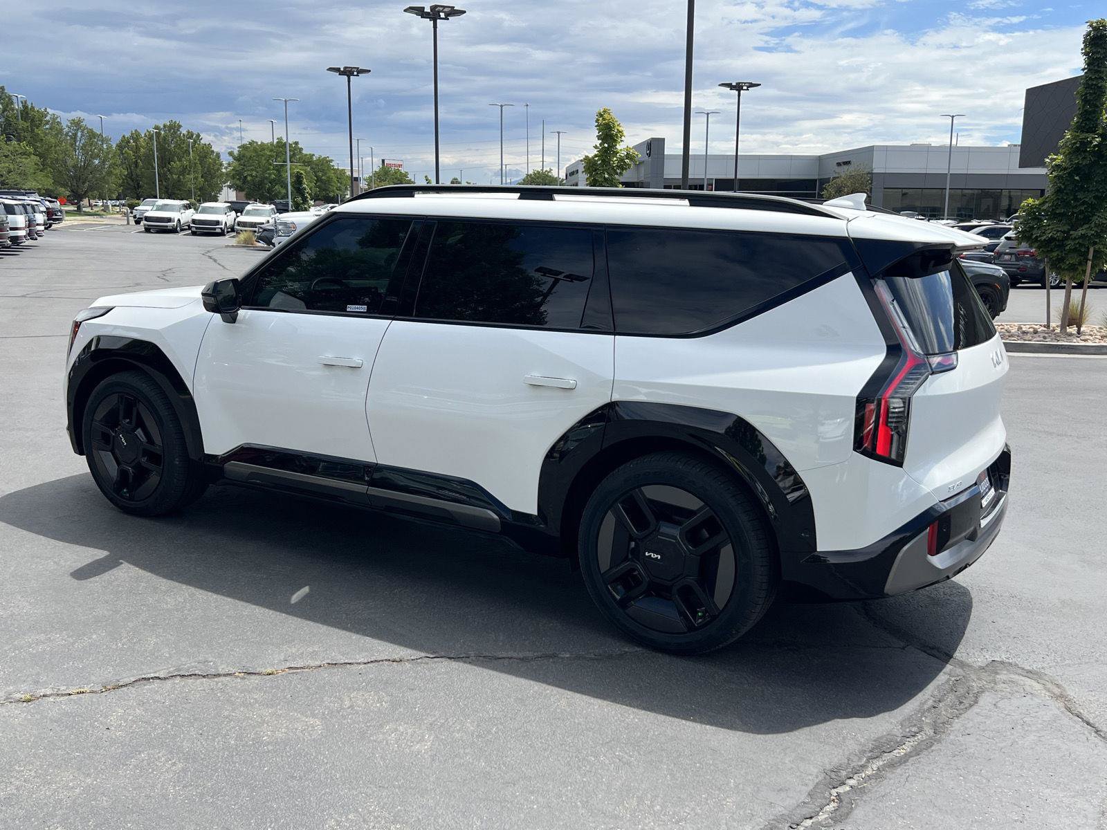 Used 2024 Kia EV9 GT-Line AWD/4WD image 18